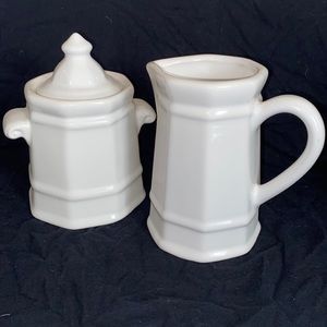 Vintage Pfaltzgraff Heritage White Creamer and Covered Sugar Set